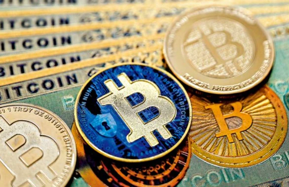 比特币逼近11.9万美元 美国加密立法下市场谨慎乐观