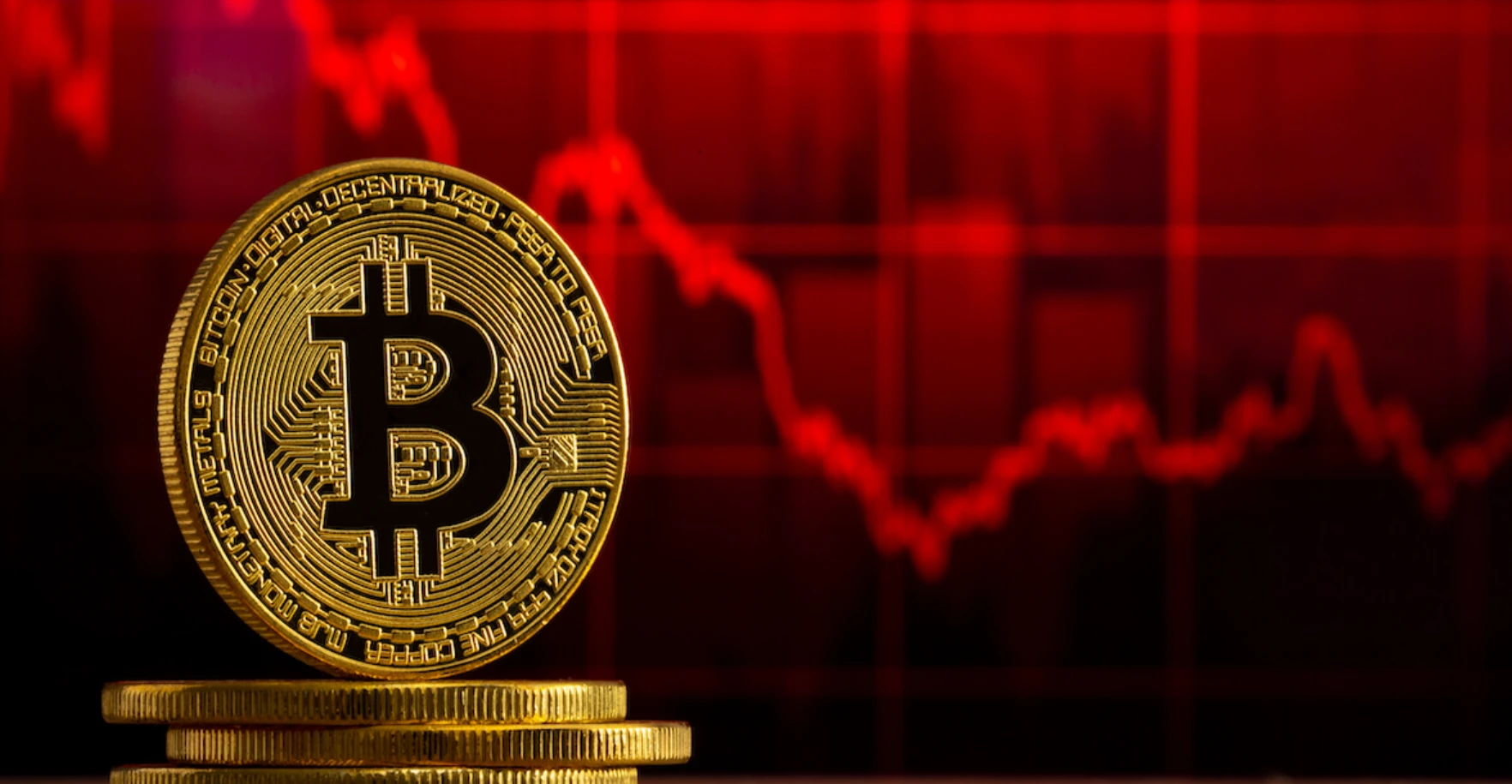 比特币冲高回落21万人爆仓 机构：短期回调不改长期涨势